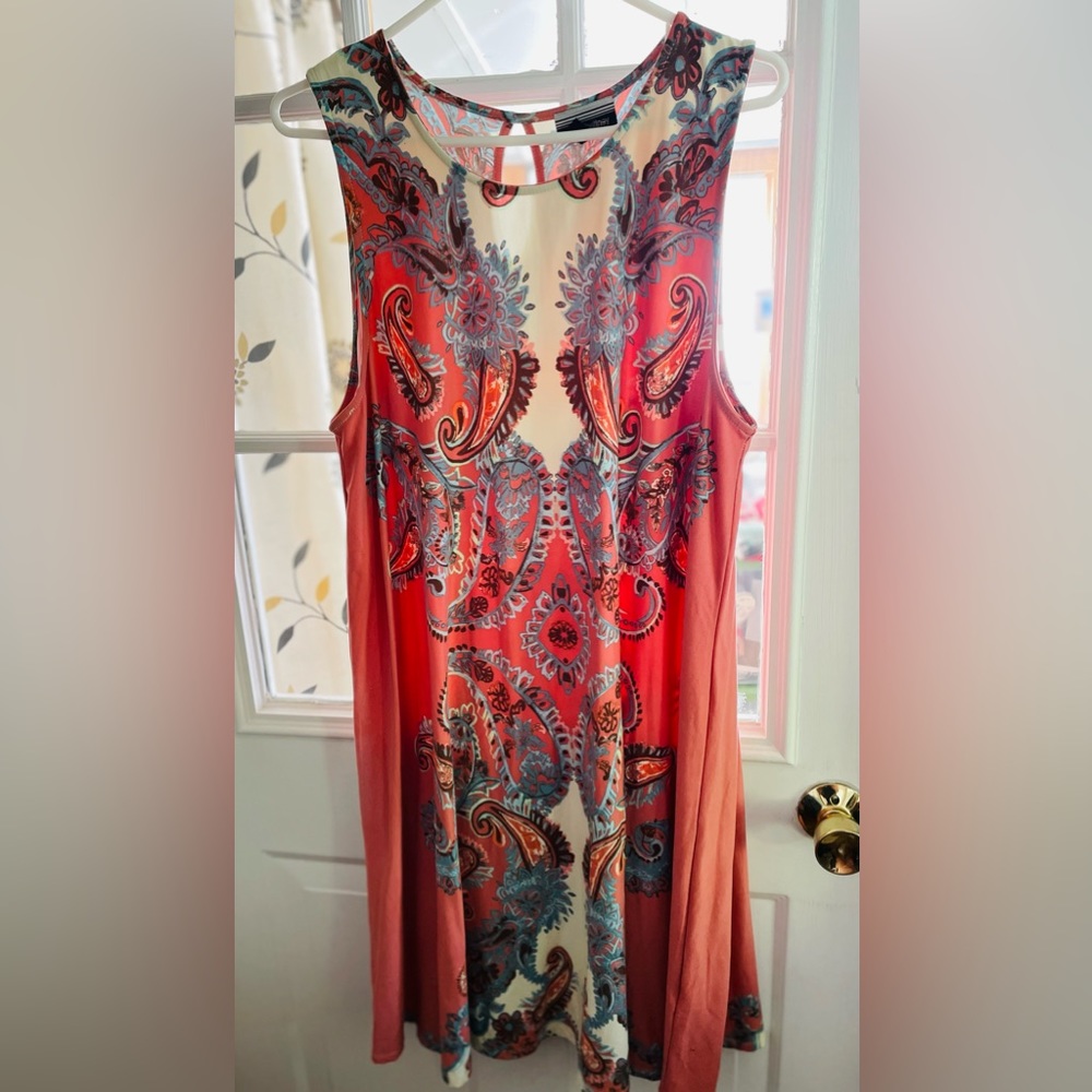 Beautiful dress (excellent condition)